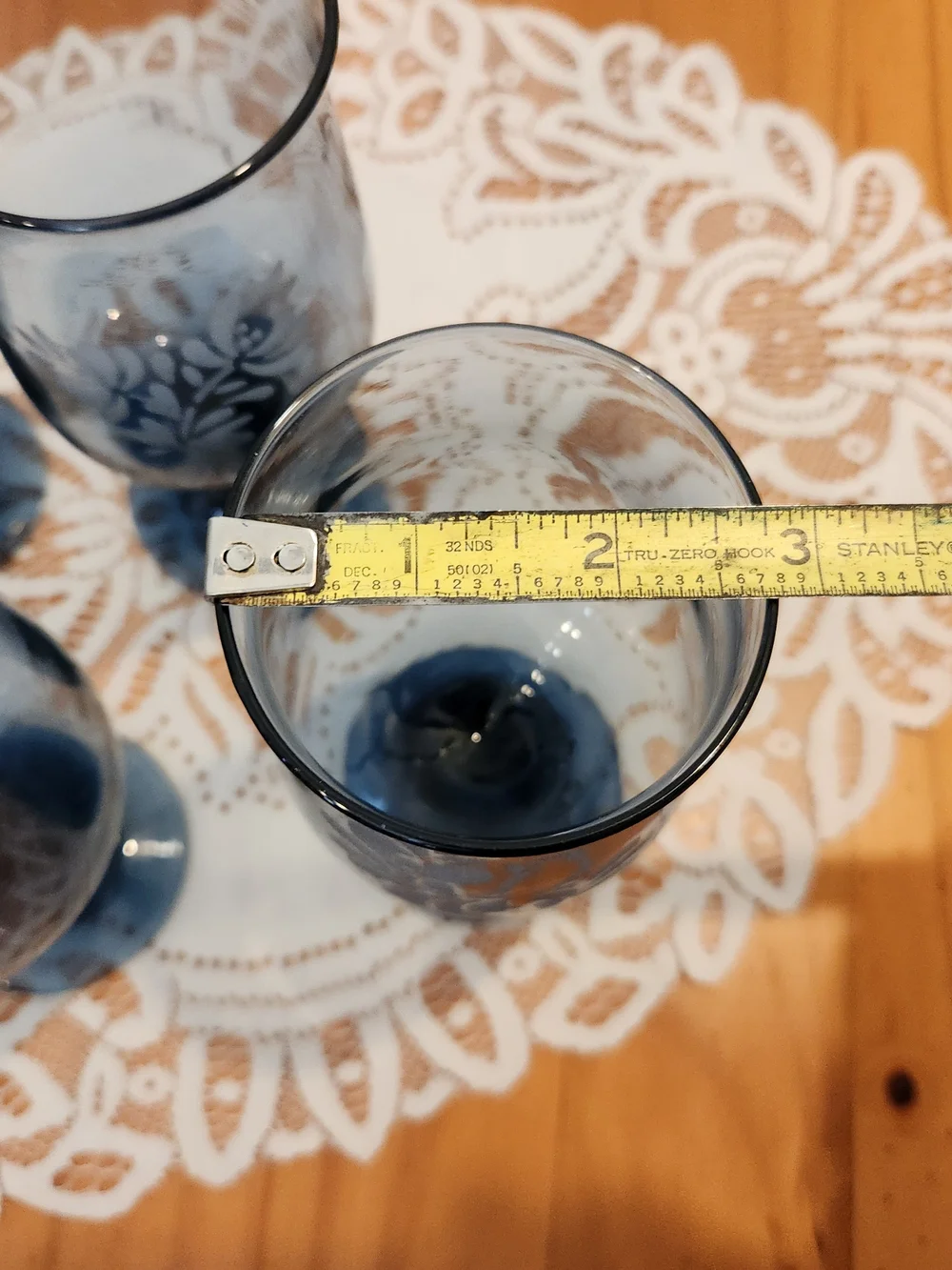SET OF 4 Pfaltzgraff Yorktowne 8oz Smoky Blue Etched Goblets